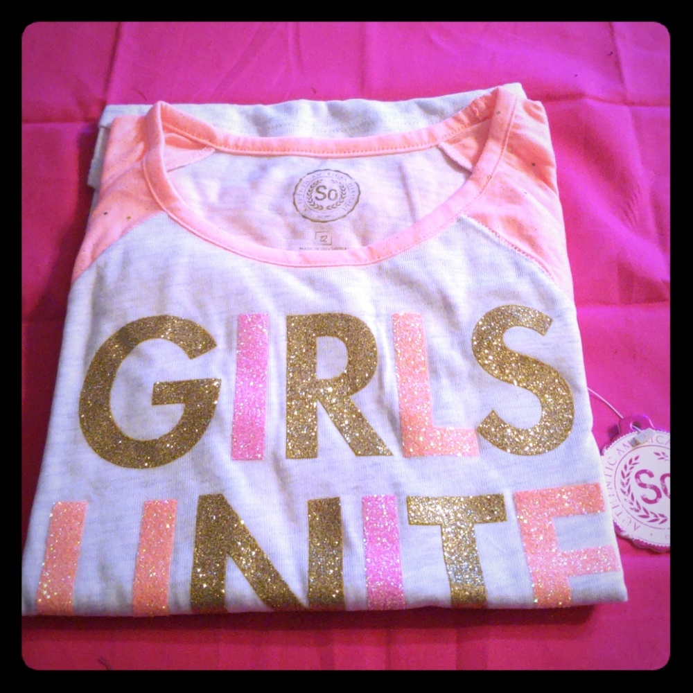 Girls Unite tee